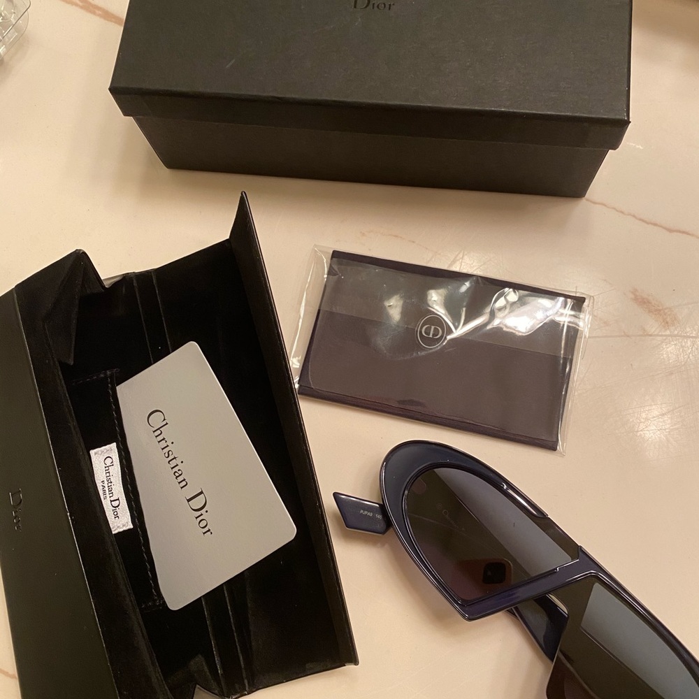 Authentic DIOR women's designer sunglasses - Picture 5 of 8